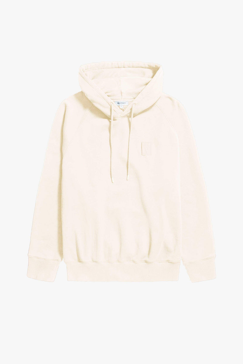 Haut de hoodie relaxé Norse Projects Marten en ecru, présentant un design épuré avec poche sur le devant.