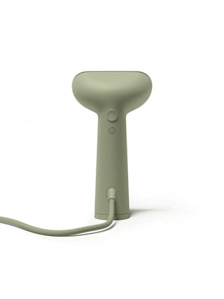 Cirrus 3 Iron Steamer de Steamery, présentée par l'arrière, montrant les boutons de contrôle et le long câble pour une utilisation pratique.